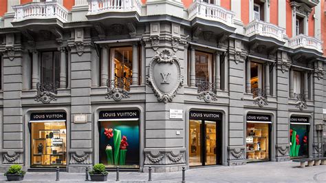 louis vuitton locations in italy